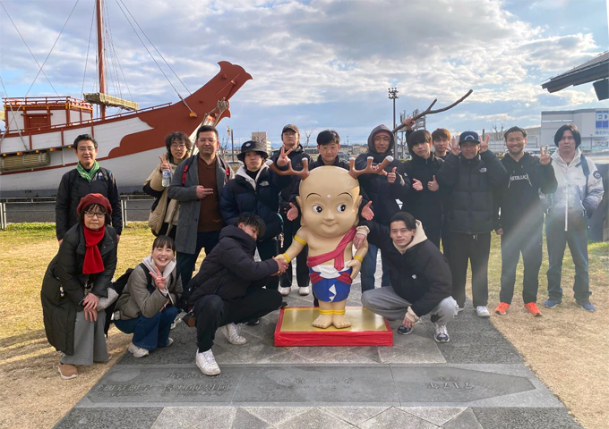 第2回村上学園ふれあいウォーク 大学グループの集合写真